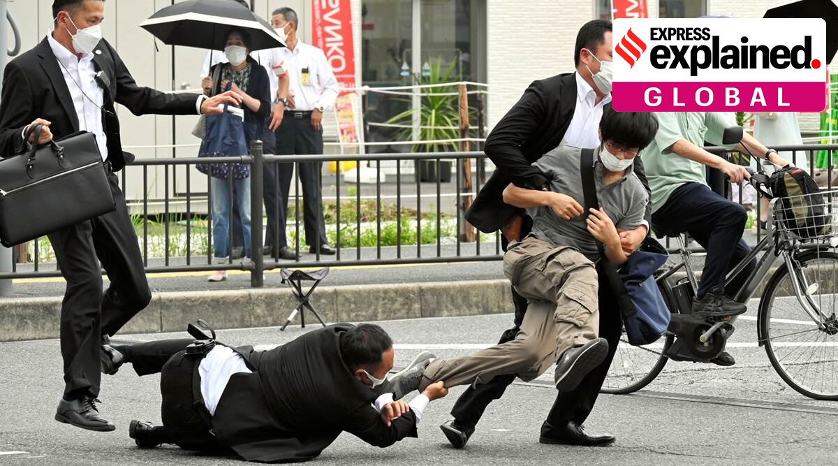 Security personnel catch hold of the suspect in the shooting of former Japan PM Shinzo Abe. (Twitter@TelegraphWorld)