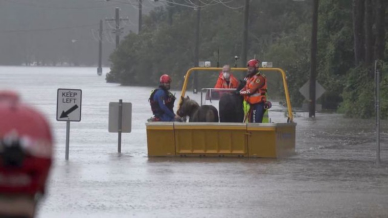 Las inundaciones golpean el sureste de Australia y obligan a las evacuaciones