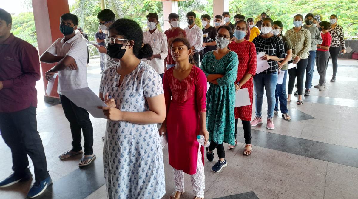 CUET day 1: Students in Bengaluru complain of delay in getting admit cards, distant exam centres