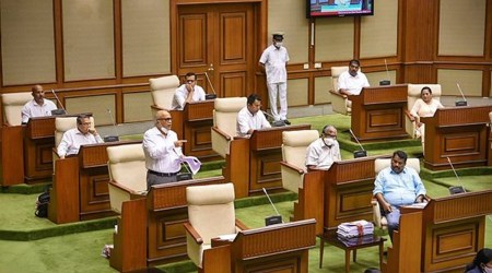 Day after skipping meet with Wasnik, ex-CM Kamat says he was not invited