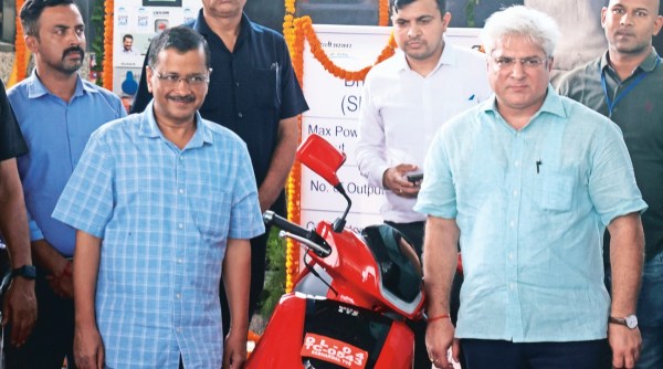 Punjab government, Delhi government, Arvind Kejriwal, stubble burning, Delhi news, Delhi city news, New Delhi, India news, Indian Express News Service, Express News Service, Express News, Indian Express India News