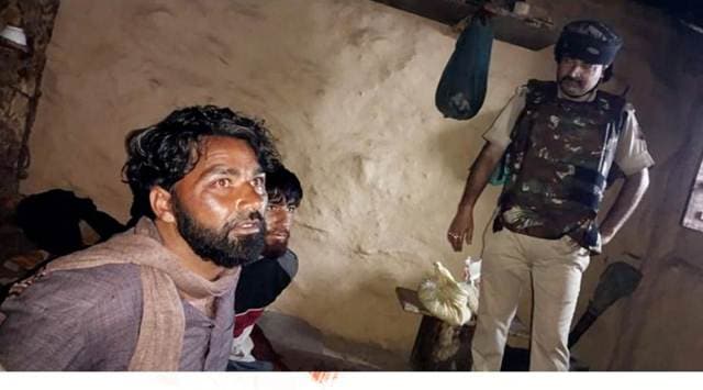 Jandk Villagers Capture Two Let Militants One An ‘ex Bjp Man Jammu News The Indian Express 9525