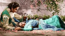 Madhubala and Dilip Kumar's fairytale romance ended because of 'one sorry': 'Humari zindagi barbaad ho jayegi'