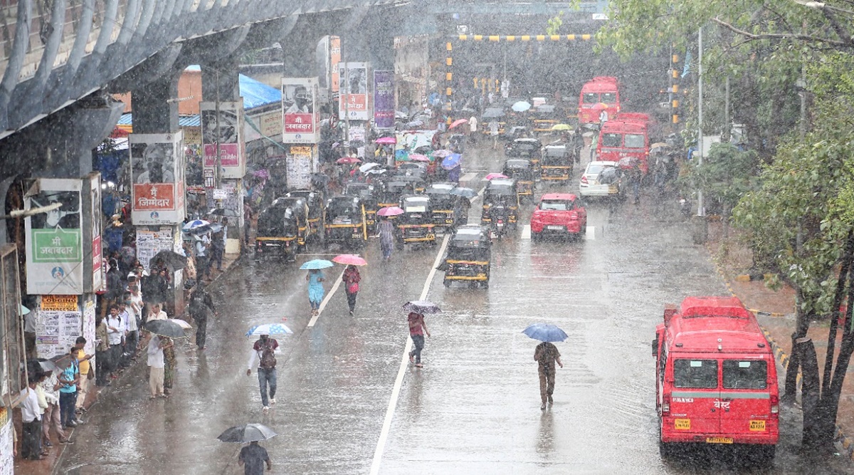 According to the district forecast and warning, a yellow alert indicating heavy to very heavy rain at isolated places in Mumbai will continue till July 5 (Express photo by Amit Chakravarty)