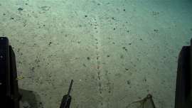 ocean floor, ocean floor holes,