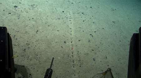 ocean floor, ocean floor holes,