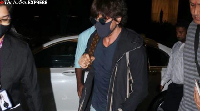 Shah Rukh Khan kept his recent airport look comfy and casual. (Photo: Varinder Chawla)