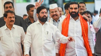 Yuva Sena, Shiv Sena, Eknath Shinde, Nandanvan bungalow, Varun Sardesai, Uddhav Thackeray, Aaditya Thackeray, Mumbai, Maharashtra, Maharashtra news