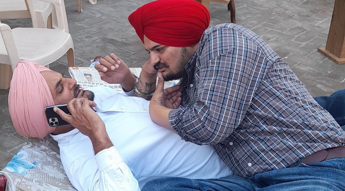 Sidhu Moosewala's unseen photo with father leaves fans teary-eyed, Sonam  Bajwa says 'Forever in our hearts' | Entertainment News,The Indian Express