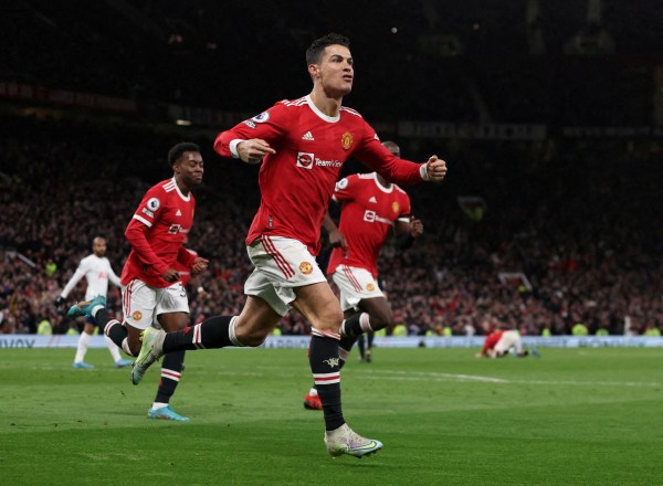 Manchester United v Tottenham Hotspur