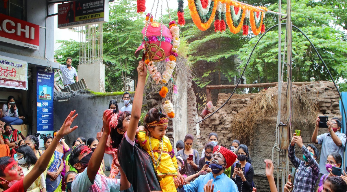 Dahi Handi festivities: Traffic curbs in Pune city from 5 pm today ...