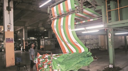 Har ghar tiranga, Flag business, 75th independence day, Amrtit Mahotsav, to hoist Tricolour at home, Gujarat, Surat, Ahmedabad