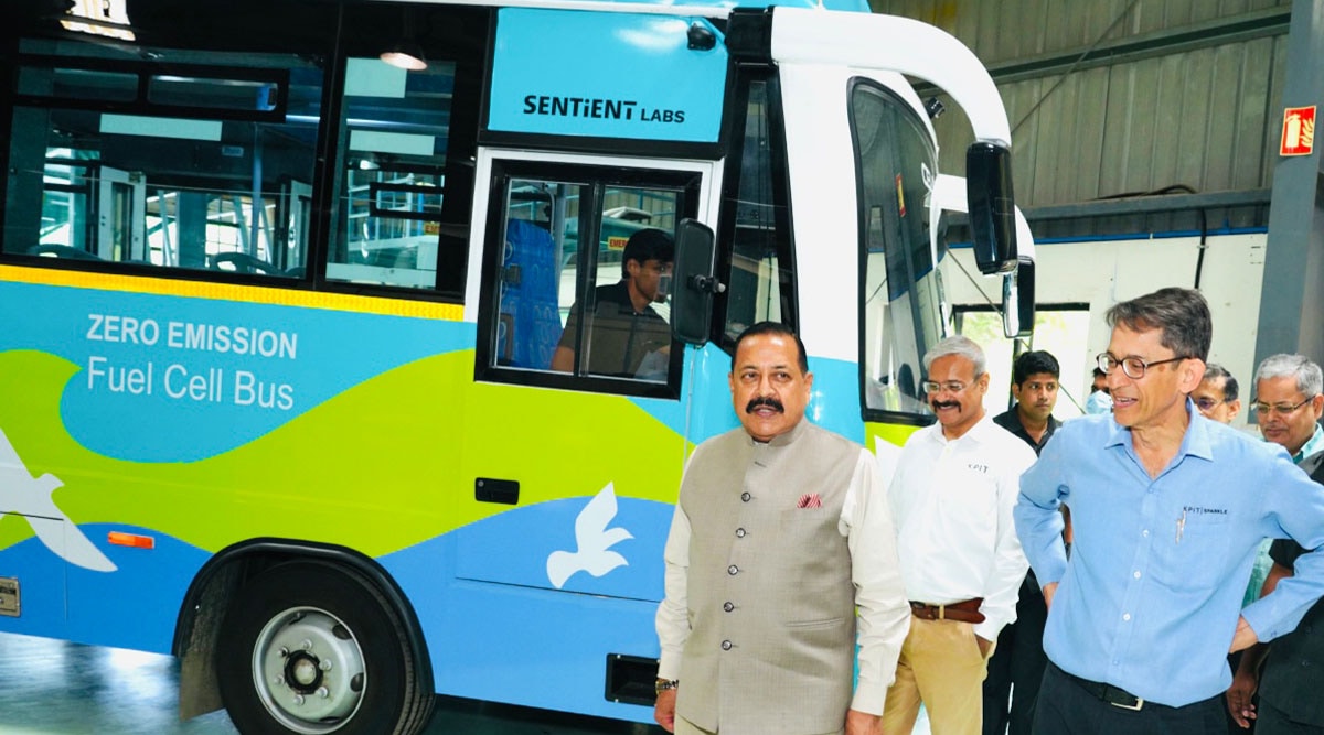 Union minister Jitendra Singh unveiling a hydrogen fuel cell bus in Pune