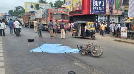Pune, Pune Solapur Highway, pune road accident