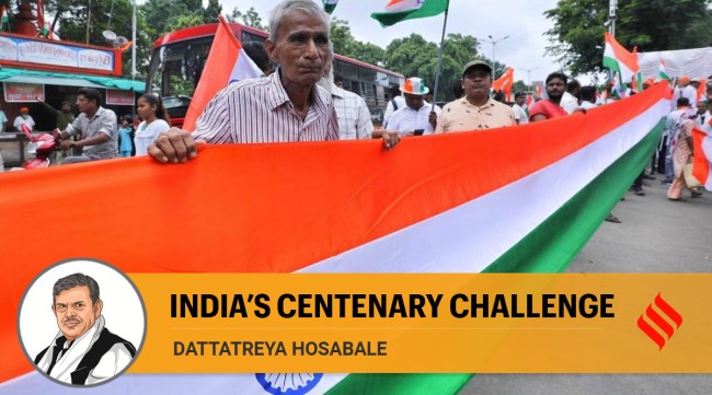 Independence Day Tiranga rally from Jamalpur Darwaza, Ahmedabad.
(Express Photo: Nirmal Harindran)