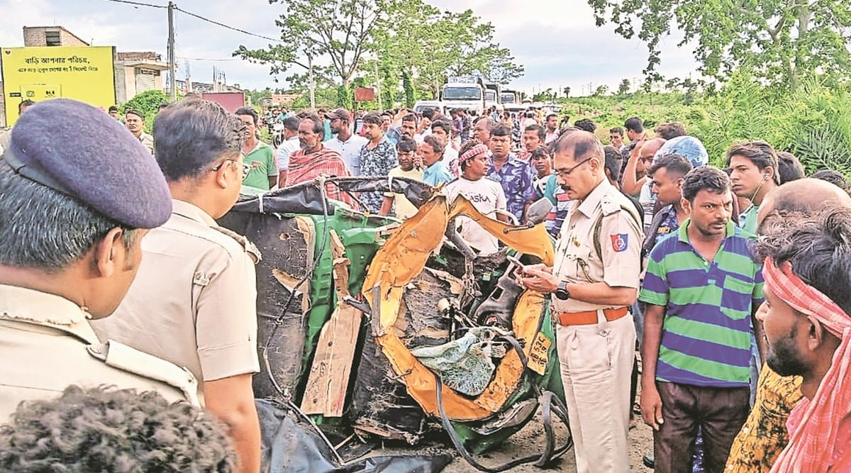 Nine Dead In West Bengal Accident, Pm Modi Announces Ex-gratia 