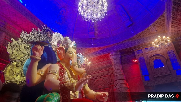 Ganesh Chaturthi 2022, Ganesh Chaturthi festival, Ganesh Chaturthi celebrations, Lalbaugcha Raja, Lalbaugcha Raja idol, Lalbaugcha Raja idol unveiled, Mumbai's Lalbaugcha Raja, Lalbaugcha Raja 2022 celebrations, indian express news
