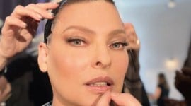 Linda Evangelista, Linda Evangelista news, Linda Evangelista magazine cover, Linda Evangelista photoshoot, Linda Evangelista return to modelling, Linda Evangelista cosmetic procedure, Linda Evangelista Vogue, indian express news