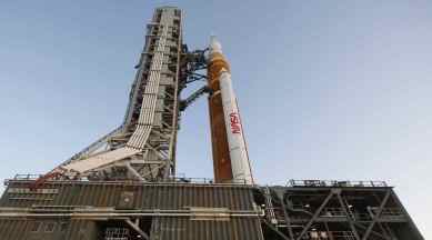 Moon rocket relaunch, NASA