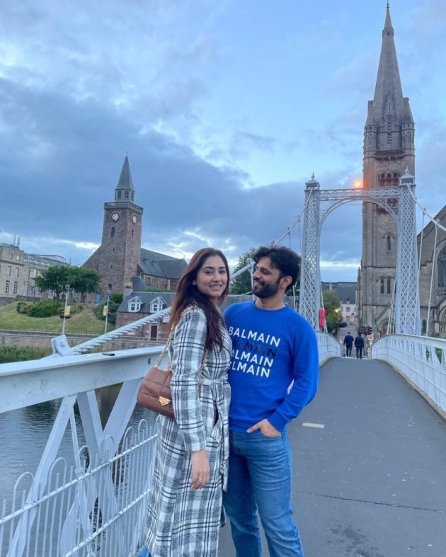 Rahul Vaidya, Disha Parmar