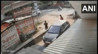 Watch: Vegetable vendor’s daughter shot at in Patna