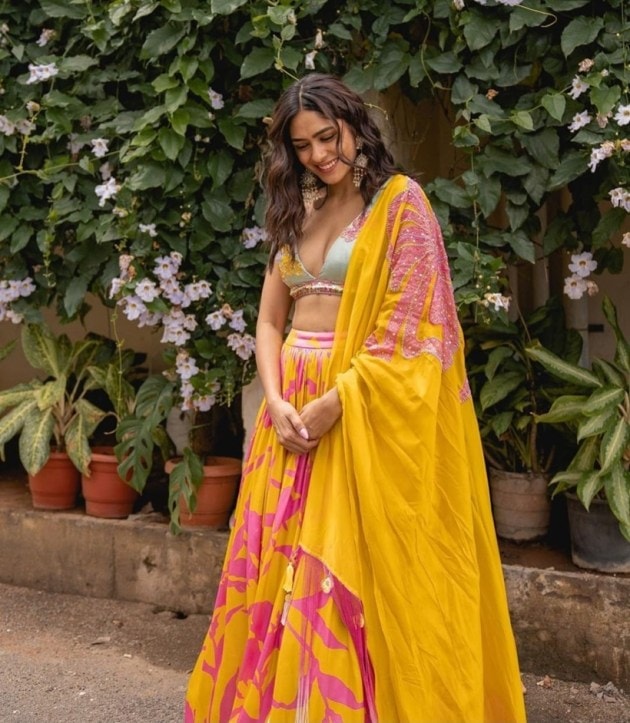 Sita Ramam promotions, Mrunal Thakur, Rashmika Mandanna, Dulquer Salmaan