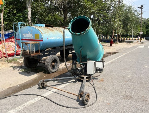 Supertech Twin Tower set for demolition