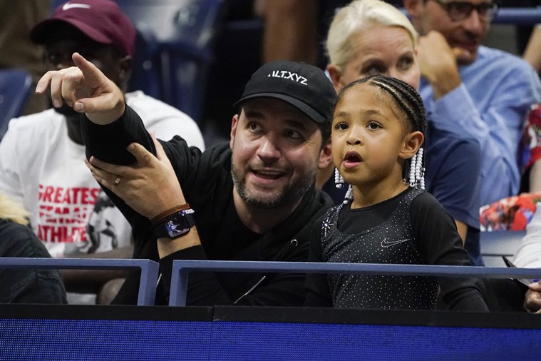 Serena’s daughter, Olympia, sports beads, like Mom years ago | Fashion ...