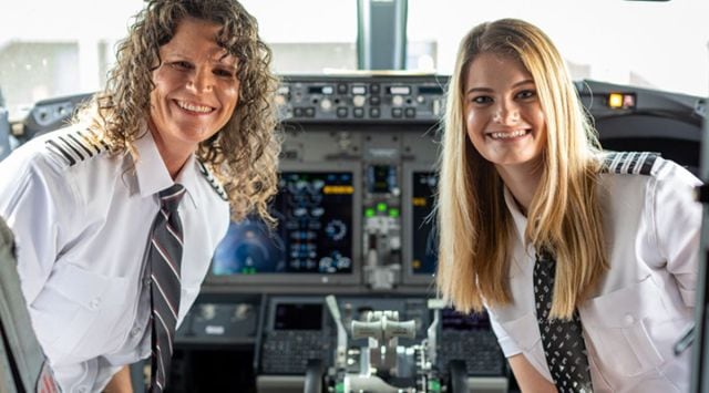 mother daughter fly plane togetger, mother daughter pilots, mother and daughter take off flight, pilot, indian express