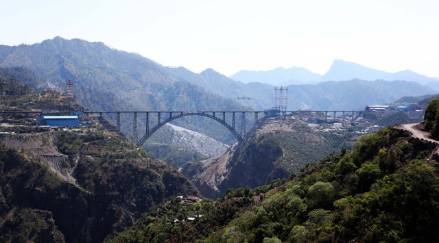 Chenab Railway Bridge in J&K nears completion with golden joint | India ...