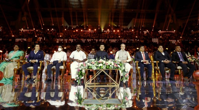 Tamil Nadu Chief Minister M.K. Stalin, FIDE President Arkady Dvorkovich, FIDE Deputy President & former chess world champion Viswanathan Anand, AICF President Sanjay Kapoor, AICF Secretary Bharat Singh Chauhan and other dignitaries during the closing ceremony of the 44th Chess Olympiad, at Mamallapuram near Chennai, Tuesday, Aug. 9, 2022. (PTI Photo)