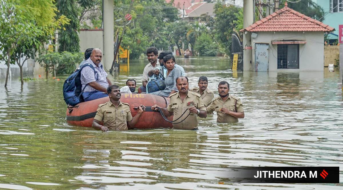 Heavy Rains Lash Bengaluru, Residents In Waterlogged Area Evacuated On ...