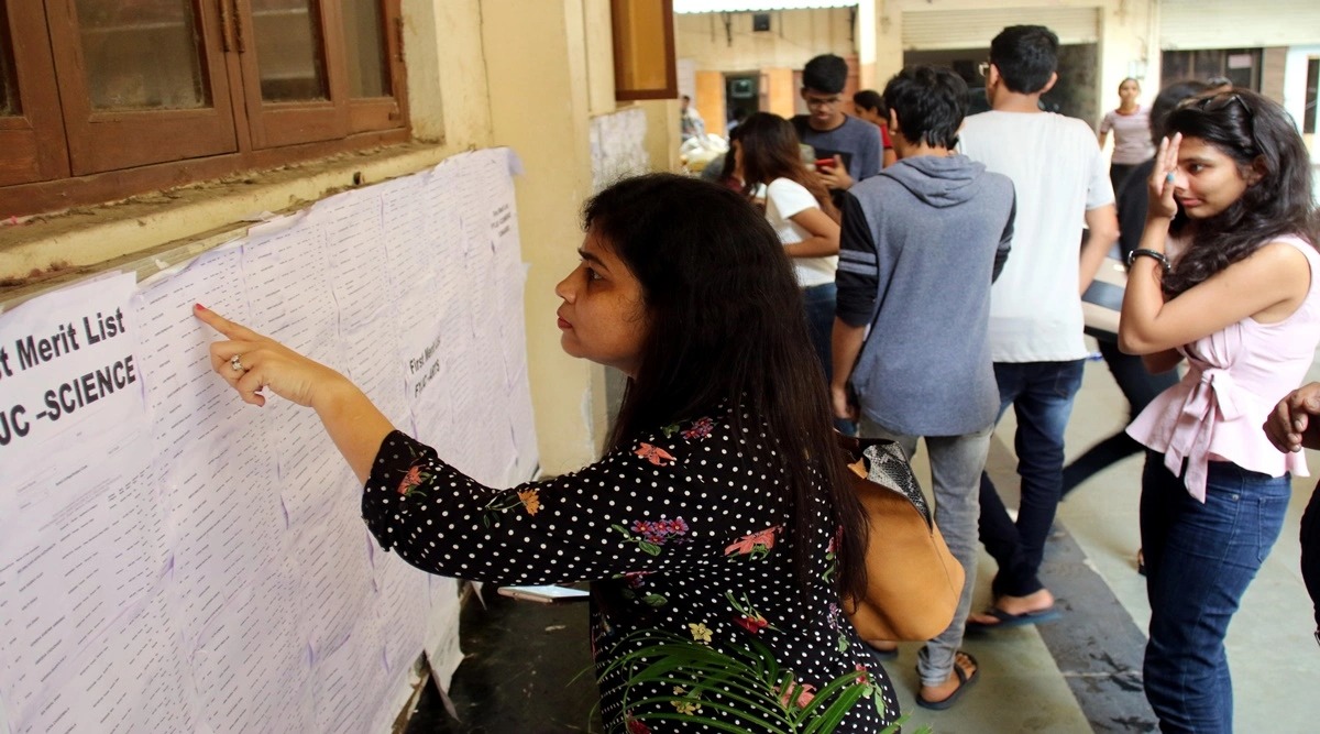 Over 2 lakh seats vacant after third round of admission for FYJC