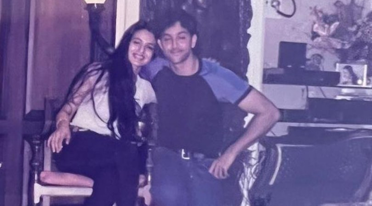 Ameesha Patel shares Hrithik Roshan's throwback photo from Kaho Naa Pyaar  Hai, fans call them 'legends' | Entertainment News,The Indian Express