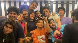 Arhaan Khan and Ibrahim Ali Khan with friends (Photo: Instagram/ Lenn S)