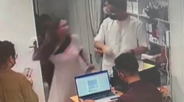 Zoramthanga’s daughter Milari Chhangte was seen hitting Aizawl-based dermatologist Dr Zonunasanga when the latter refused her a consultation without a prior appointment. 