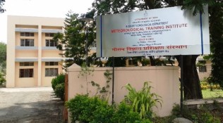 IMD conducts lecture series on weather, climate science for students, teachers