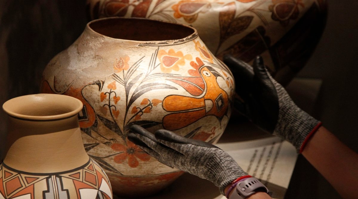 60 curators, 1 clearly show: Native Us citizens select favourite pottery