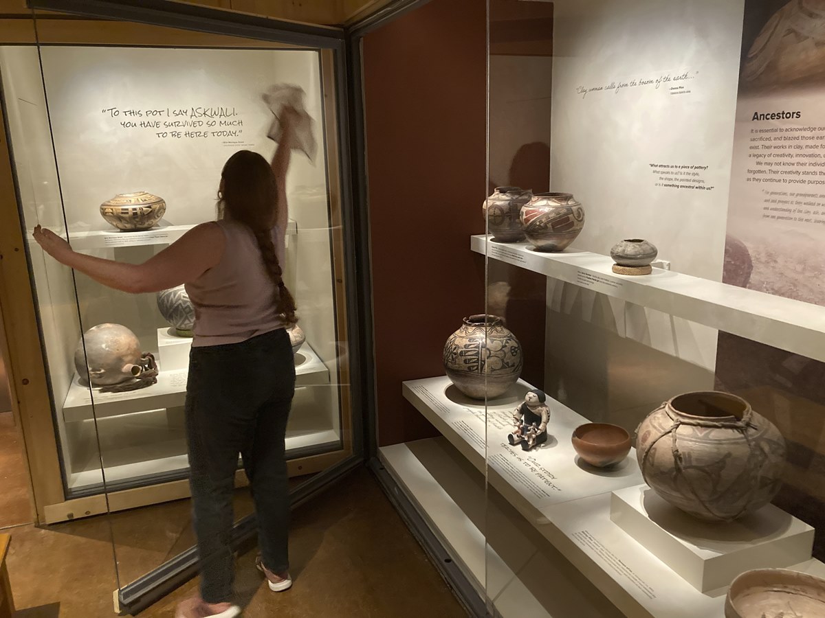 pottery