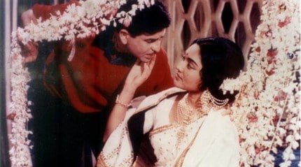 When Vyjayanthimala said that her affair with Raj Kapoor was a 'publicity stunt', an angry Rishi Kapoor called her out
