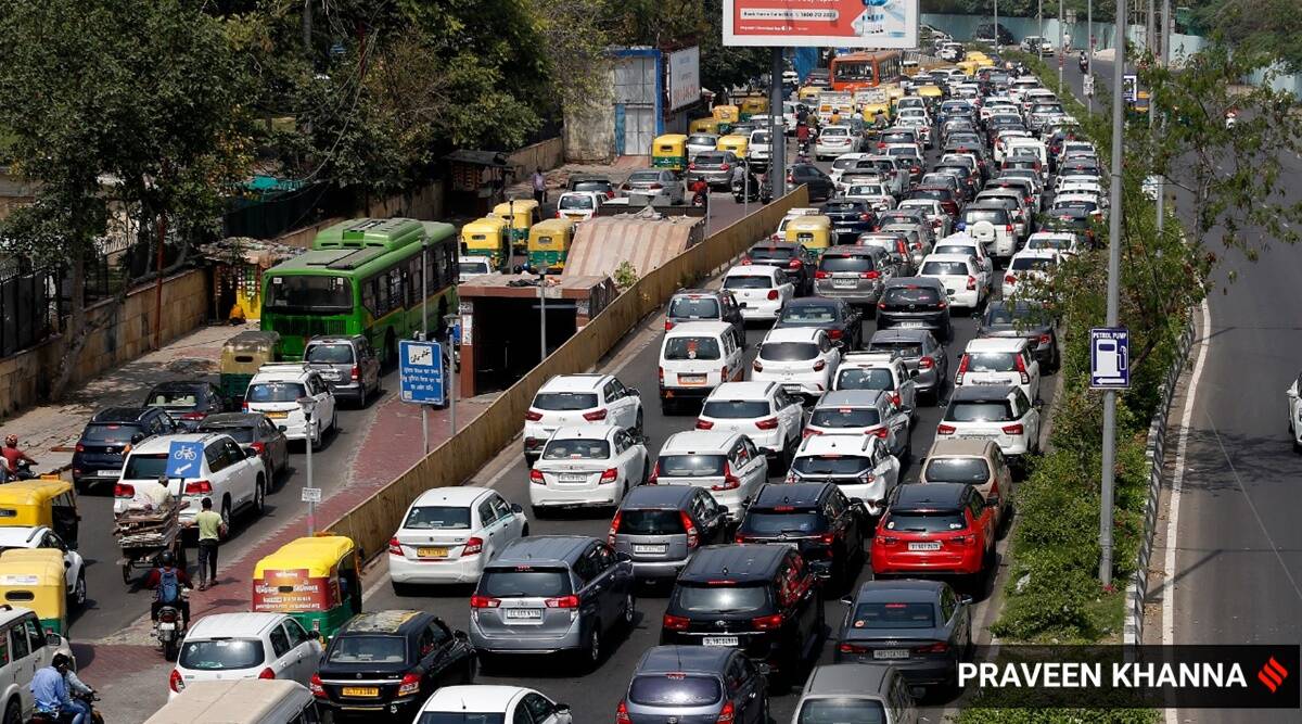 Delhi transport department to open road safety clubs in schools to