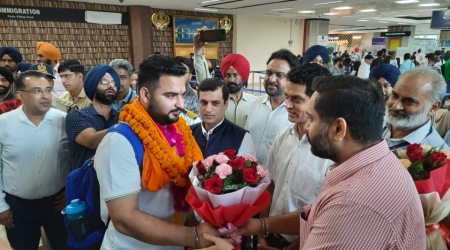 commonwealth games, birmingham, commonwealth games 2022, CWG 2022, Indian Weightlifting team, Indian weightlifters, Indian Express