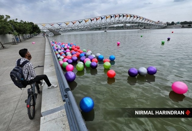 sabarmati river art installation