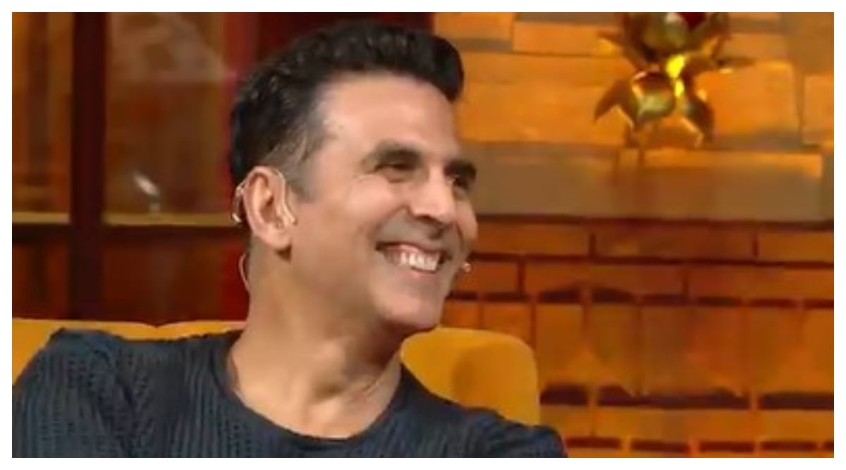 The Kapil Sharma Show: Akshay Kumar cracks up as Kiku Sharda jokes ...