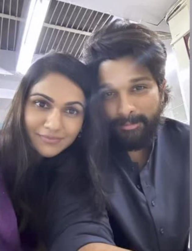 Allu Arjun Visits Golden Temple As He Celebrate Wife Sneha Reddys