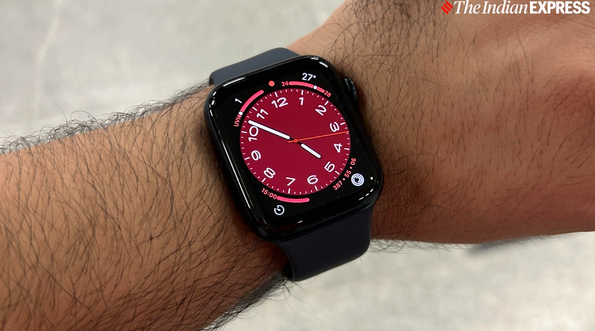 Apple Watch, Apple Watch SE 2, apple watch se 2 vs apple watch series 8, Apple Watch SE 2 review, apple watch se price in india