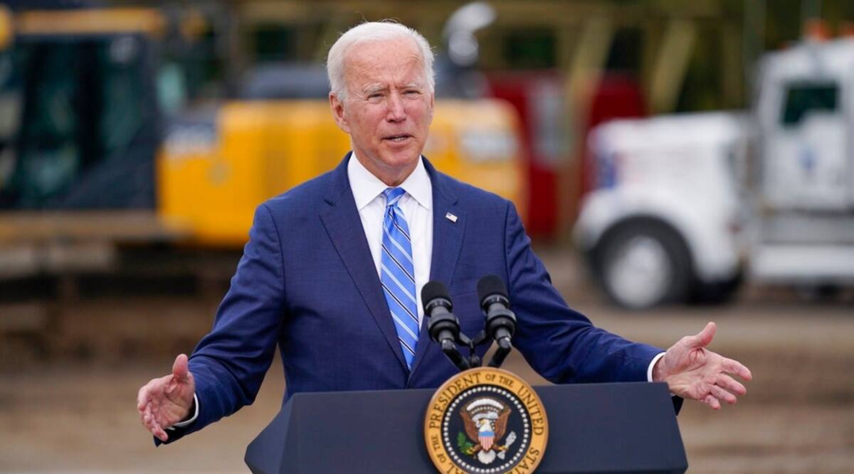 Queen Elizabeth II, Queen Elizabeth II funeral, Queen Elizabeth II death, Biden Queen Elizabeth II, Joe Biden, World news, Indian Express