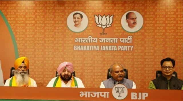 Former Punjab CM Captain Amarinder Singh joins the BJP in New Delhi on Monday. (Express Photo:  Prem Nath Pandey)