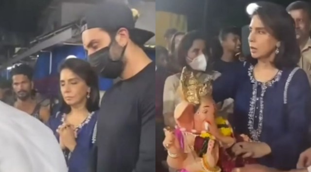 Ranbir Kapoor and Neetu Kapoor during Ganpati Visarjan in Mumbai. (Photo: Screengrab/ManavManglani)