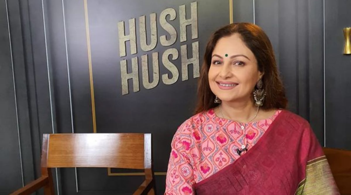 I would feel awkward if I had to play Salman Khan's bhabhi or mother after  starring opposite him: Ayesha Jhulka on her comeback | Bollywood News - The  Indian Express